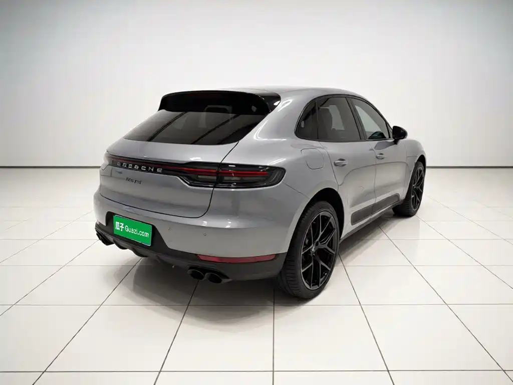 Porsche Macan — миниатюра 6