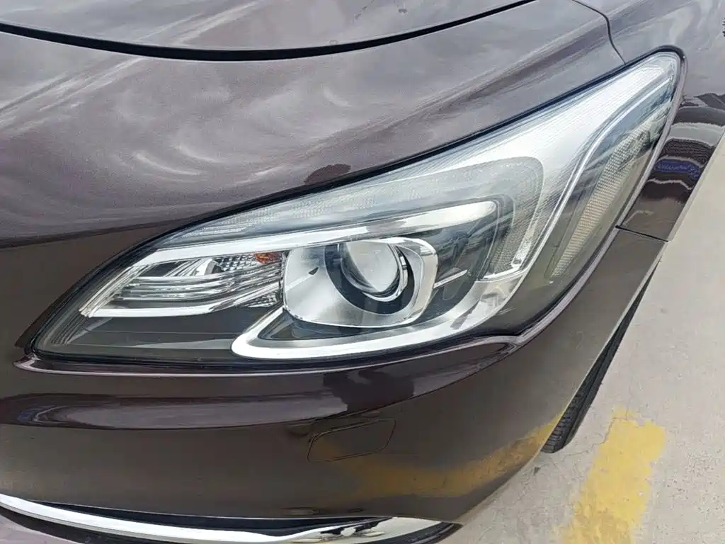 Buick LaCrosse — миниатюра 24