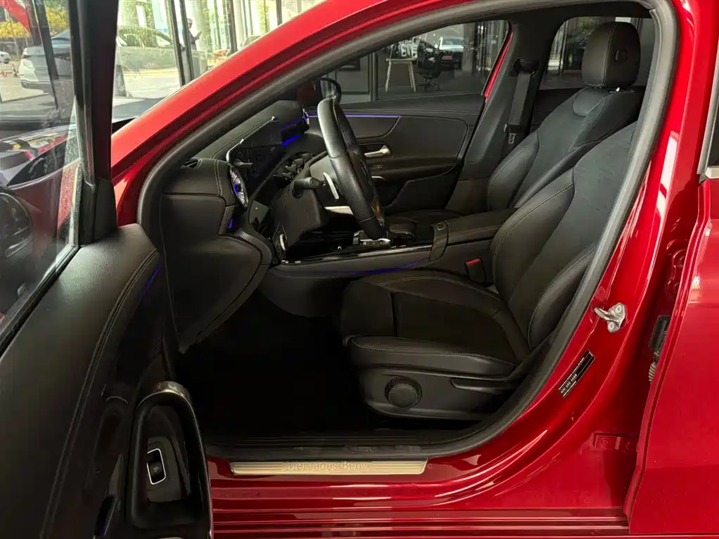 Mercedes-Benz A-Class A 2022 A 200 L Sport Fashion