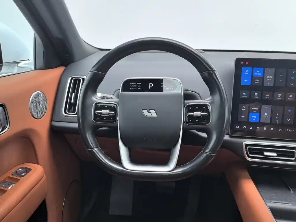 Li Auto Li L8 — миниатюра 11