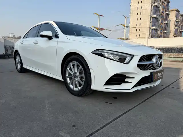 MERCEDES-BENZ A CLASS