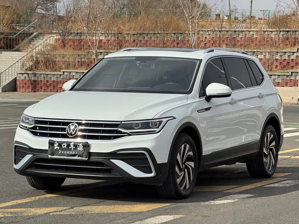 Volkswagen Tiguan L 2022
