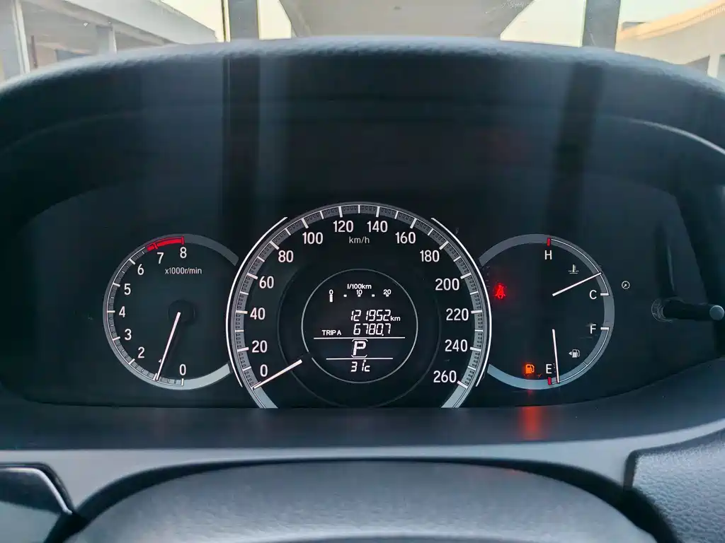 Honda Accord — миниатюра 7