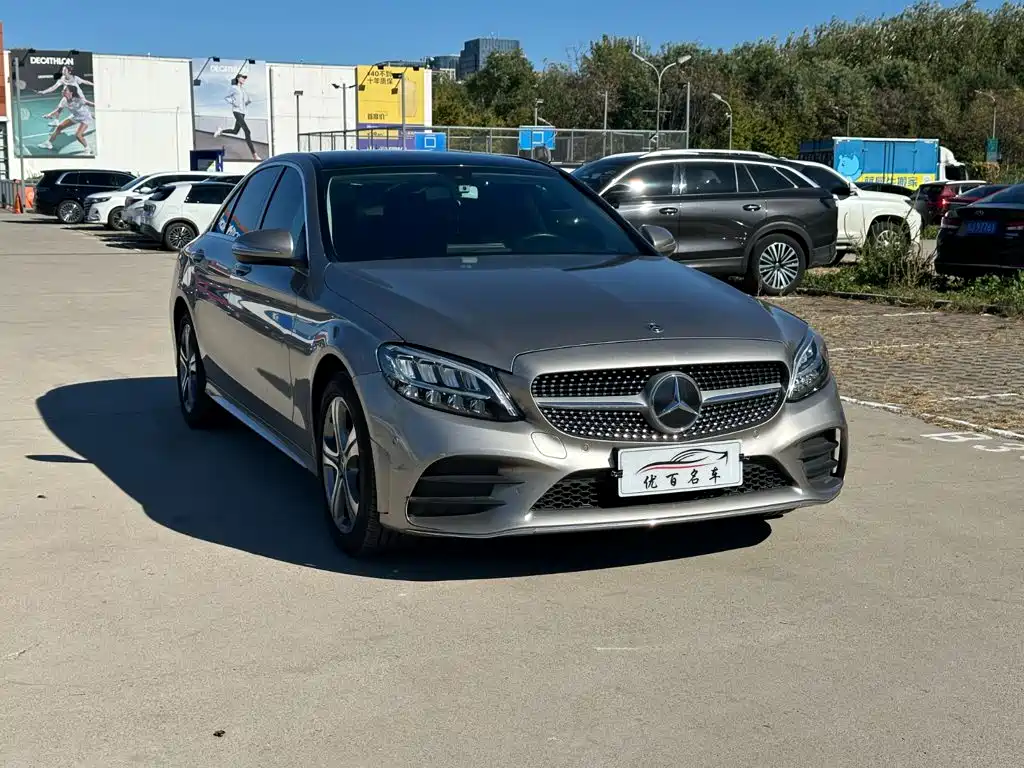 Mercedes-Benz C-Class — миниатюра 3