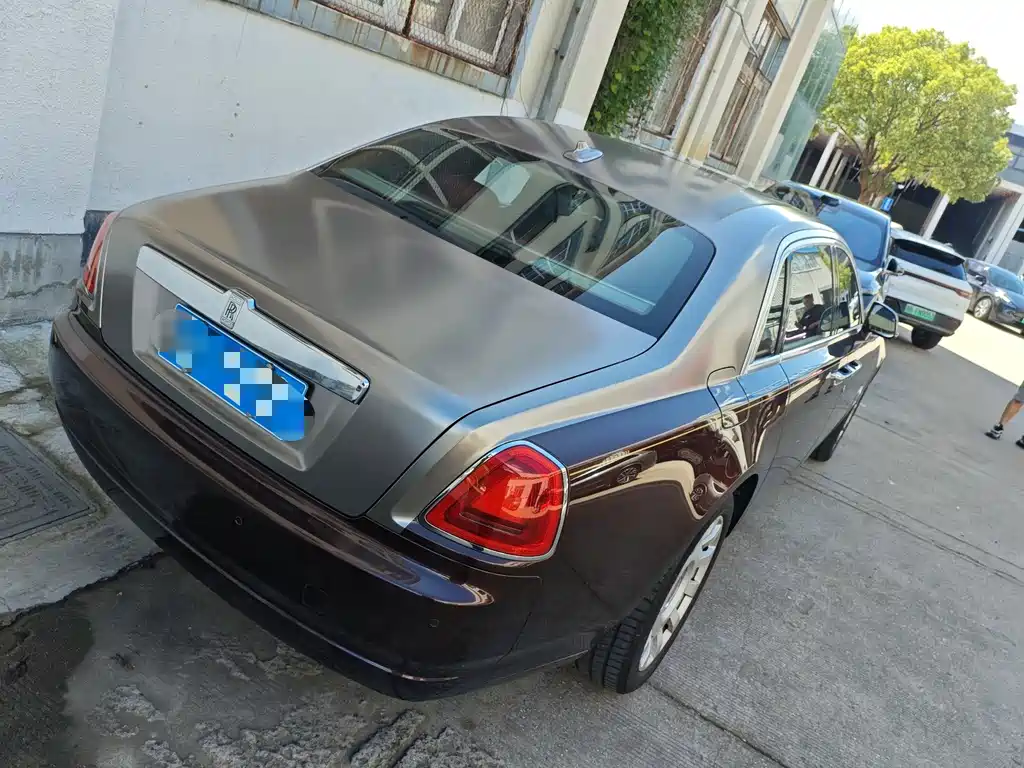 Rolls-Royce Ghost — миниатюра 3
