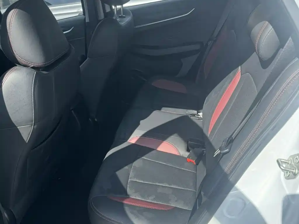 Geely Vision X3 — миниатюра 14