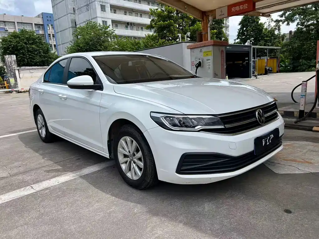 Volkswagen Bora — миниатюра 3