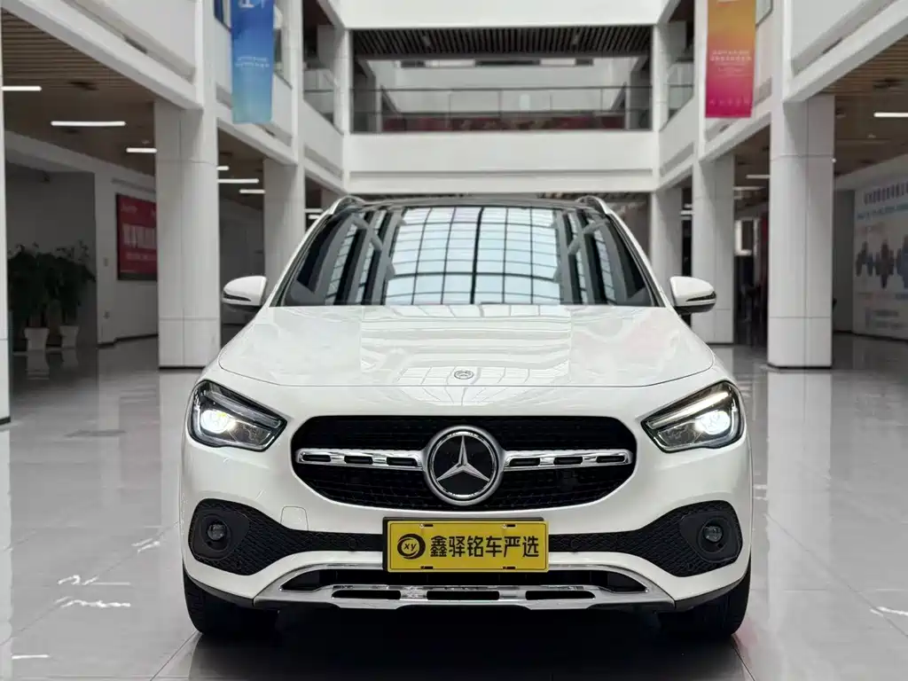 Mercedes-Benz GLA — миниатюра 2