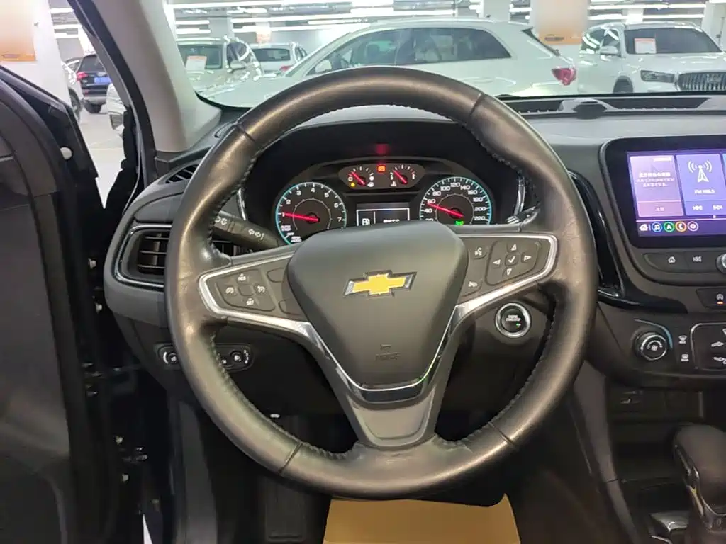 Chevrolet Equinox — миниатюра 11
