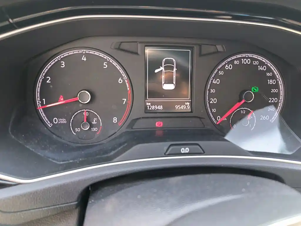 Volkswagen T-Roc — миниатюра 13