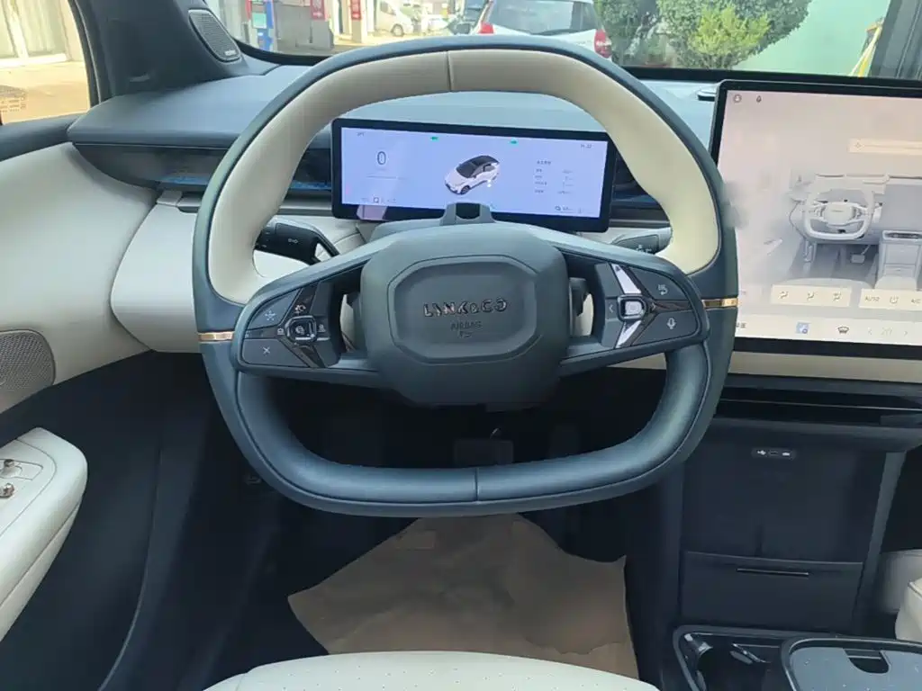 Lynk & Co Z20 — миниатюра 11