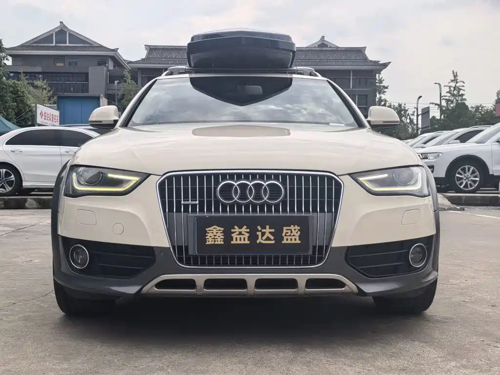 Audi A4 (Import) — миниатюра 2