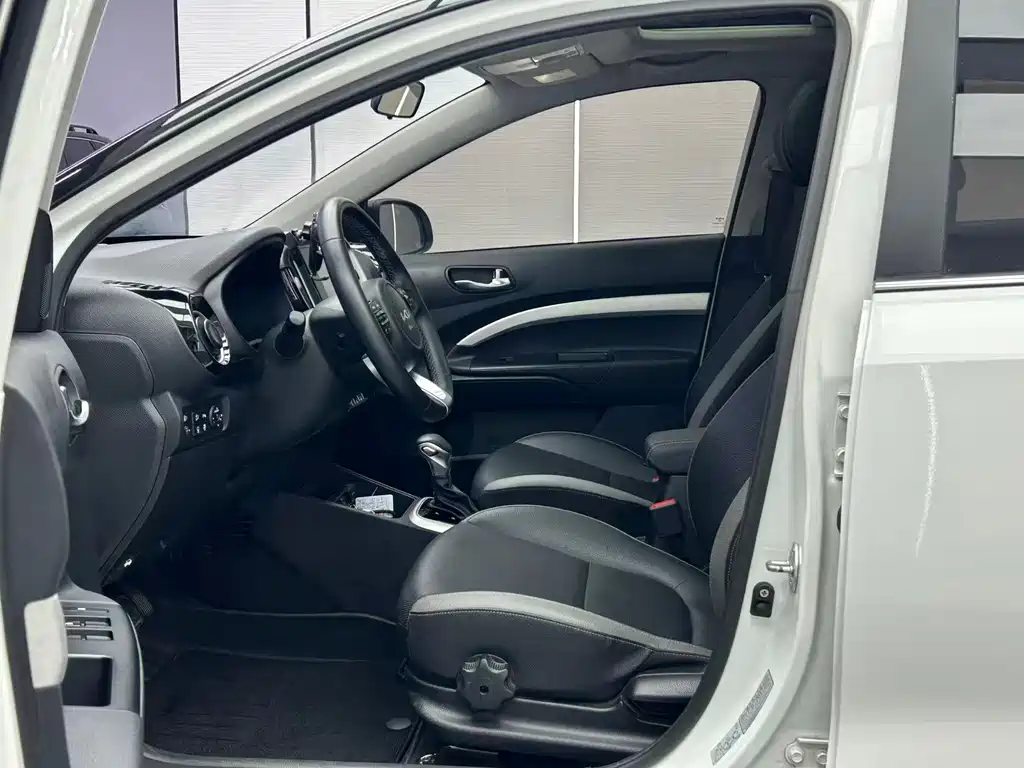 Kia KX1 2021 1.4L CVT