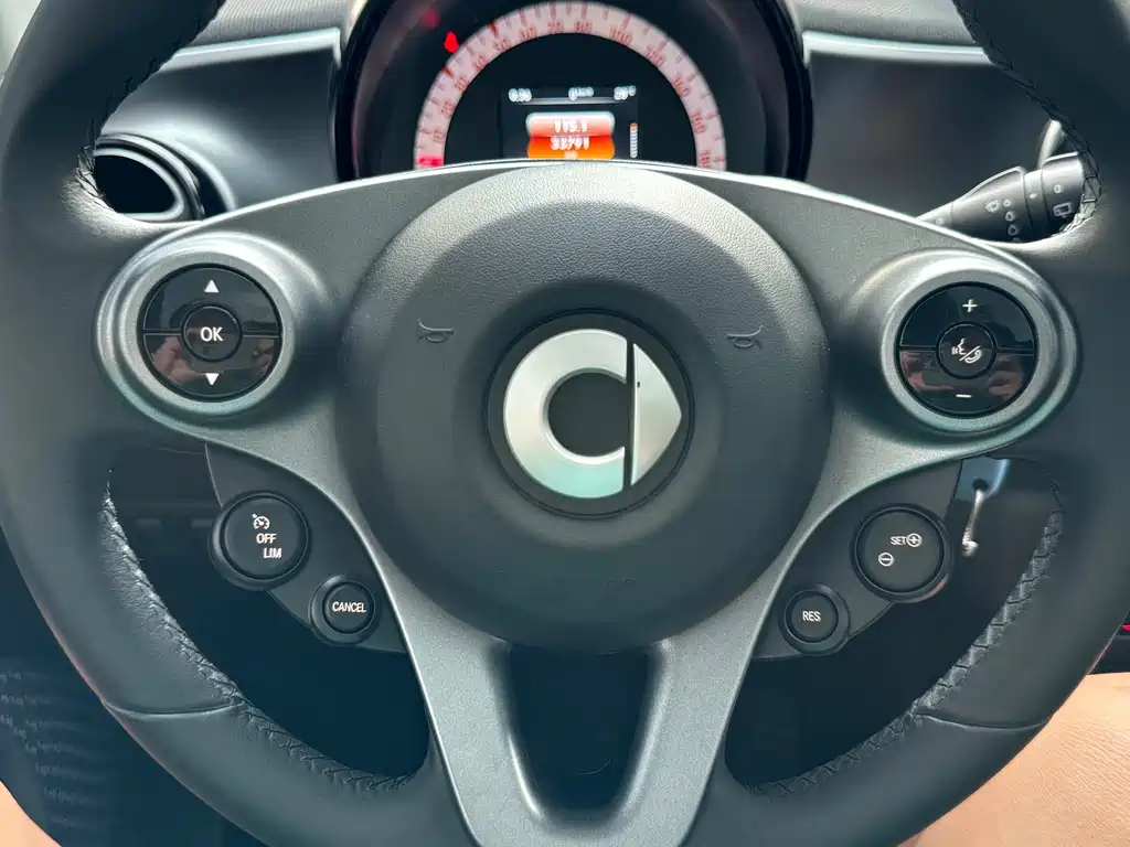 smart Smart Fortwo — миниатюра 11