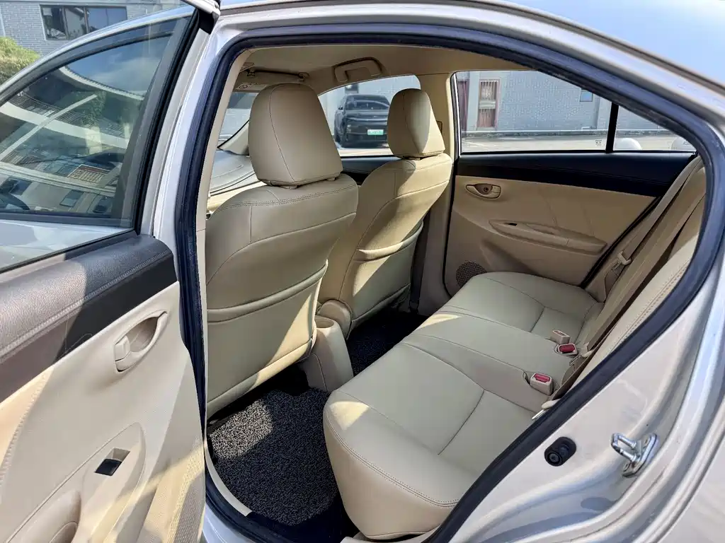 Toyota Vios — миниатюра 8