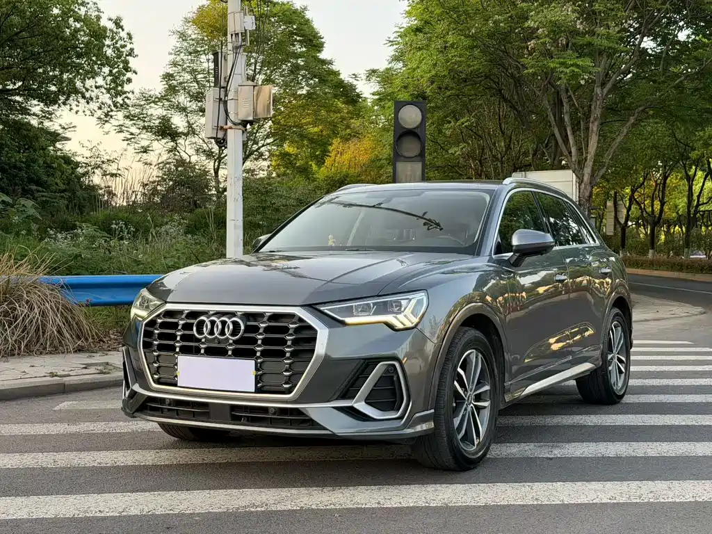 Audi Q3 2022