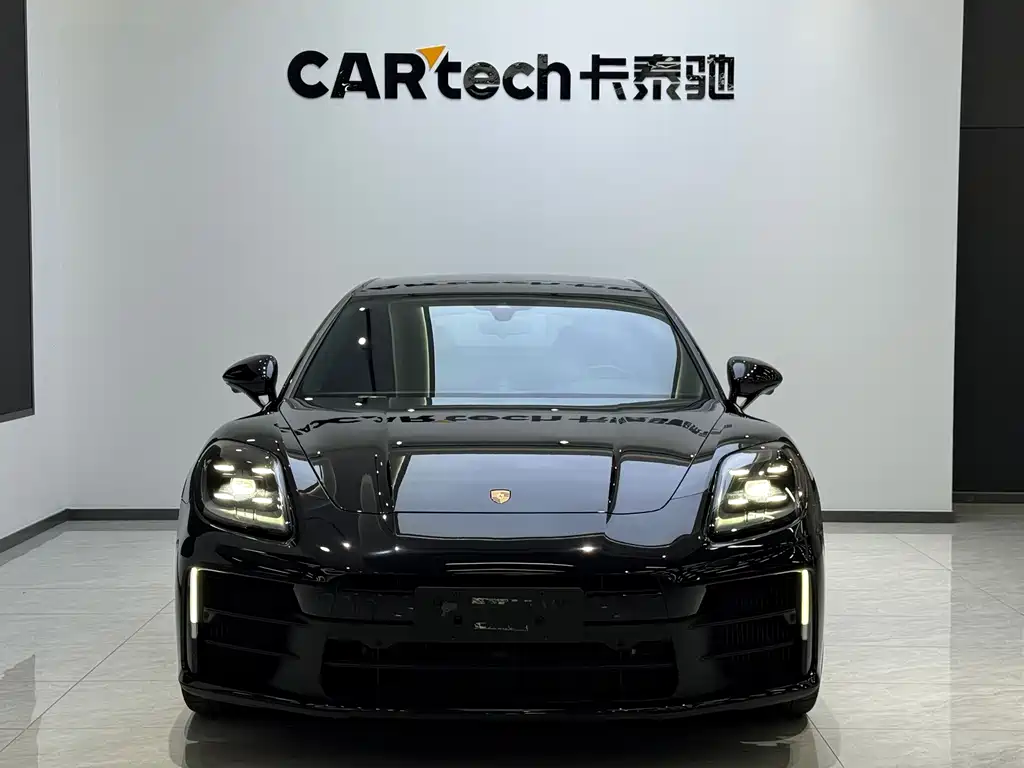 Porsche Panamera — миниатюра 2