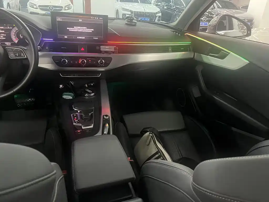 Audi A4L 2020 40 TFSI Fashion