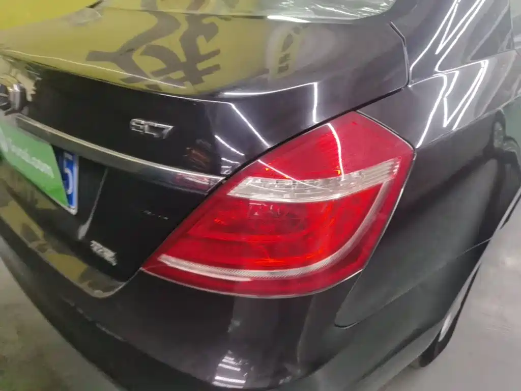 Geely Emgrand — миниатюра 8