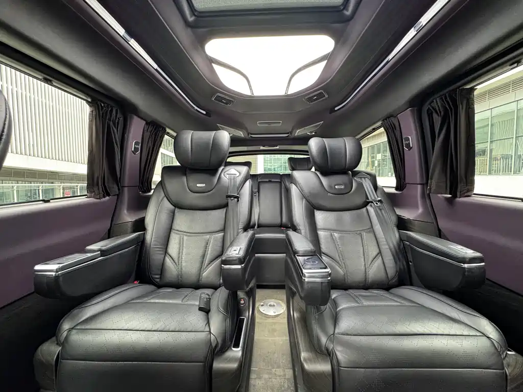 MERCEDES-BENZ V CLASS