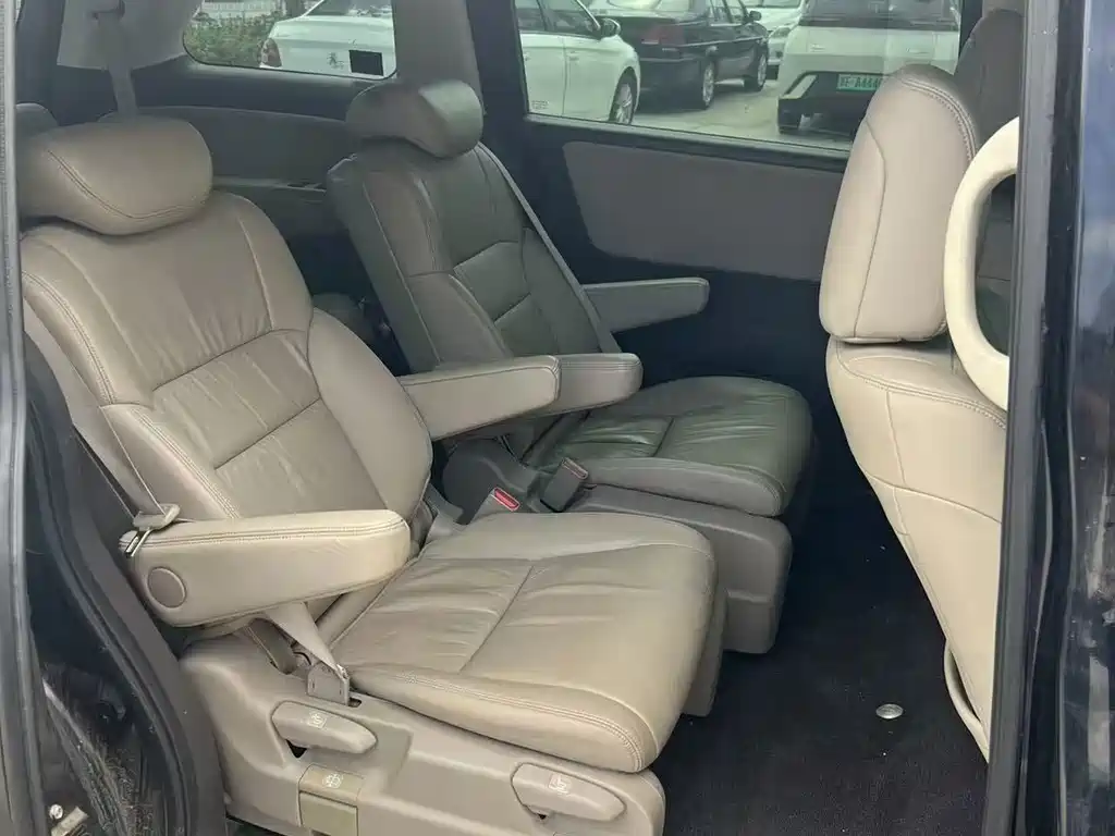 Honda Odyssey — миниатюра 7