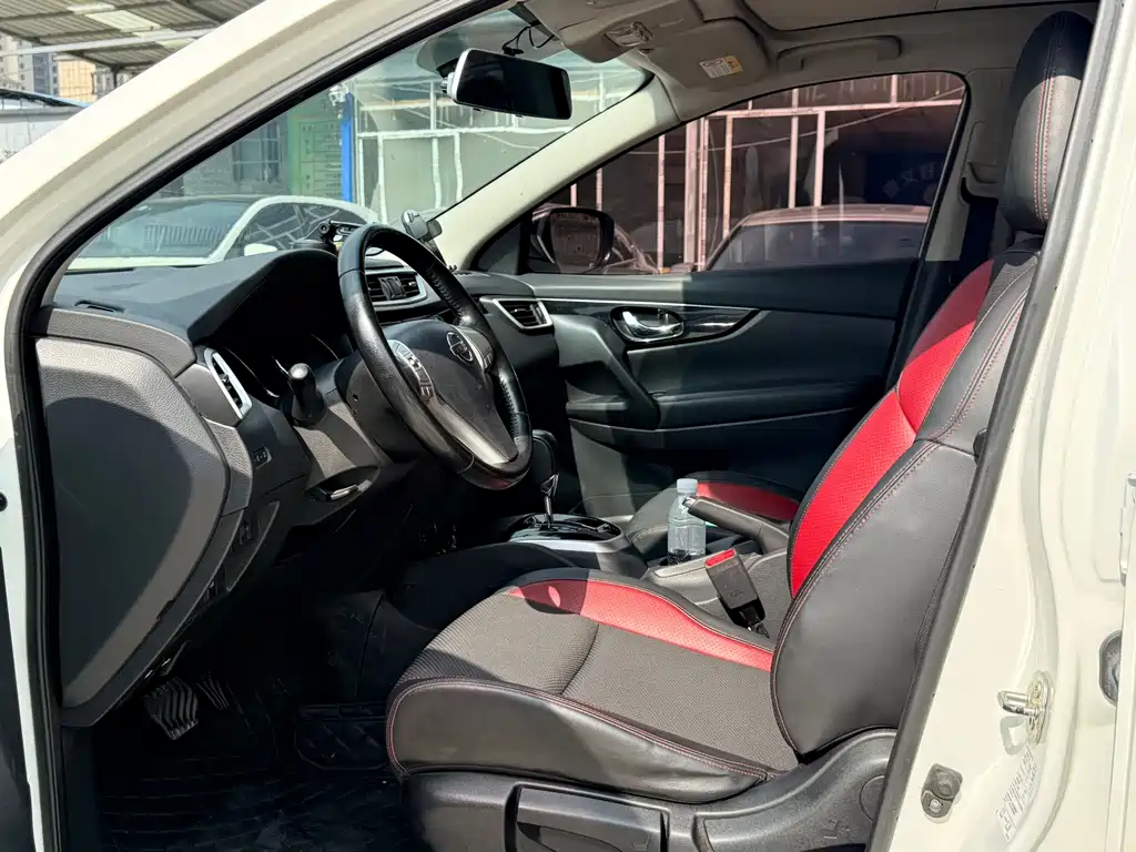 Nissan Qashqai — миниатюра 4