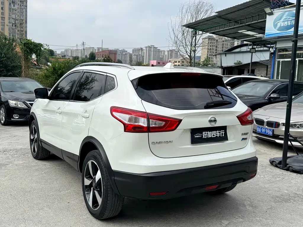 Nissan Qashqai — миниатюра 11