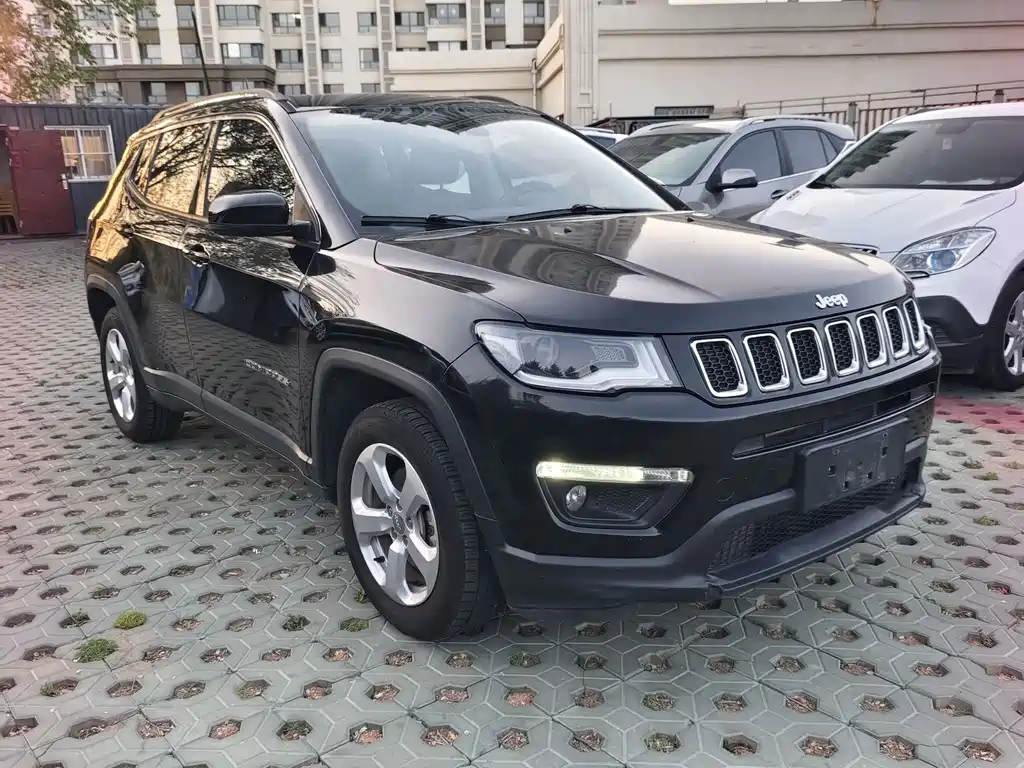 Jeep Compass 200T Auto Home Enjoy Edition, фото 3