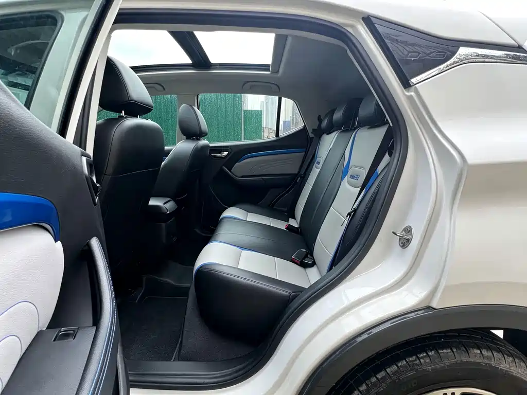 Soueast DX3 EV — миниатюра 11