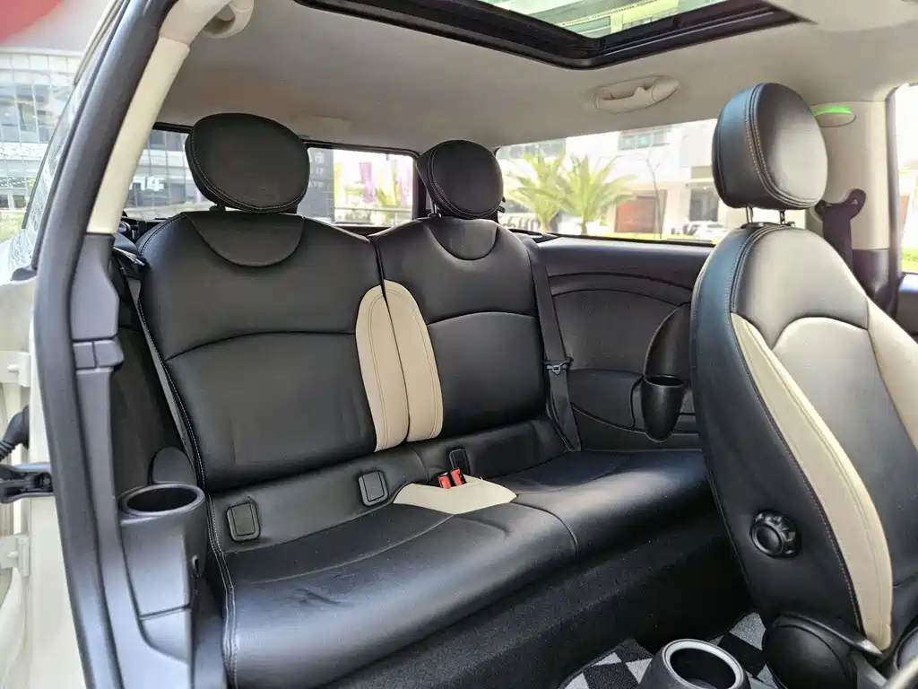 MINI Mini Clubman — миниатюра 21
