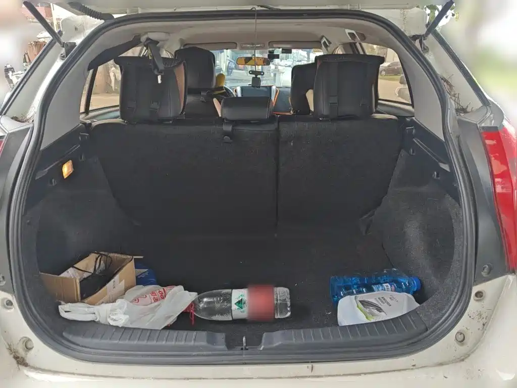 Toyota Yaris L — миниатюра 10