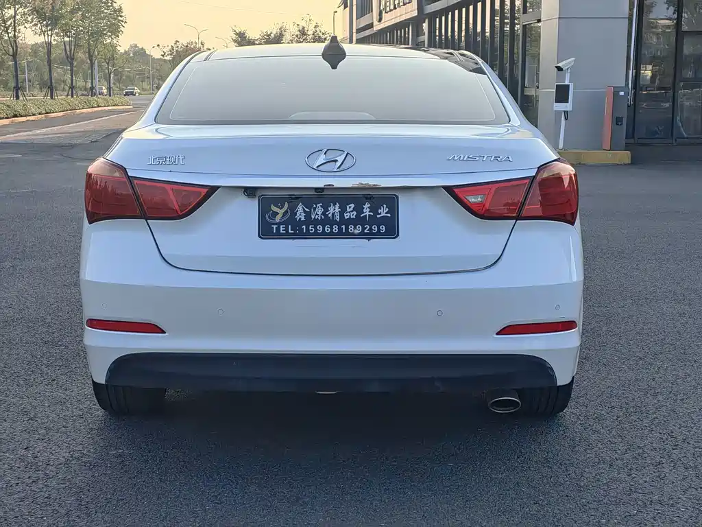 Hyundai Mistra — миниатюра 4