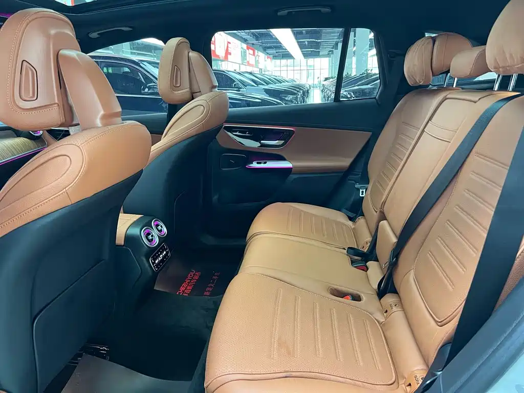 Mercedes-Benz GLC 2023 GLC 300 L 4MATIC 7 мест
