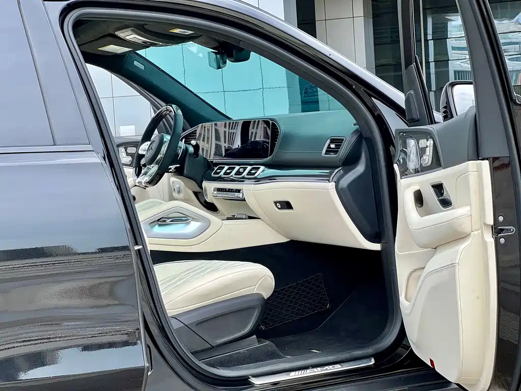Mercedes-Benz GLS AMG — миниатюра 7