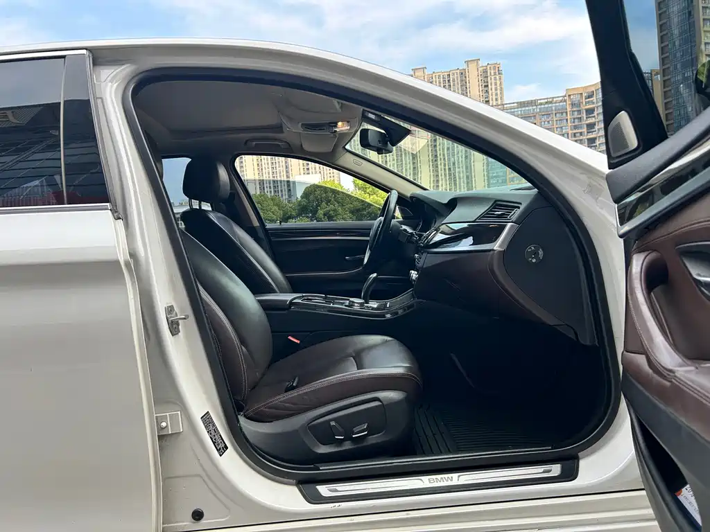 BMW 5 Series 5 2014 525Li Luxury