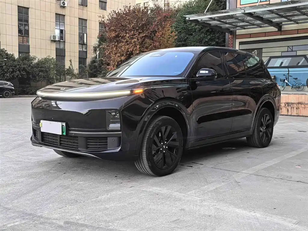 Li Auto Li L8 2024