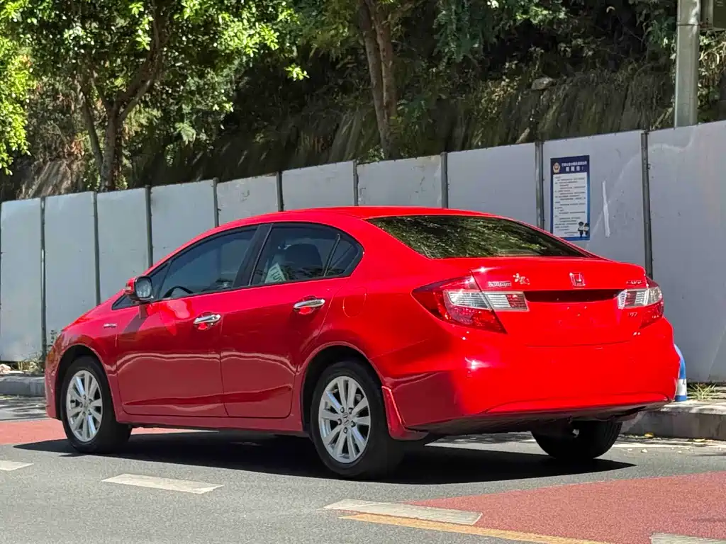 Honda Civic — миниатюра 5