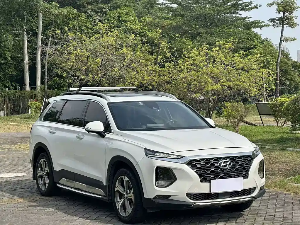 Hyundai Santa Fe — миниатюра 3