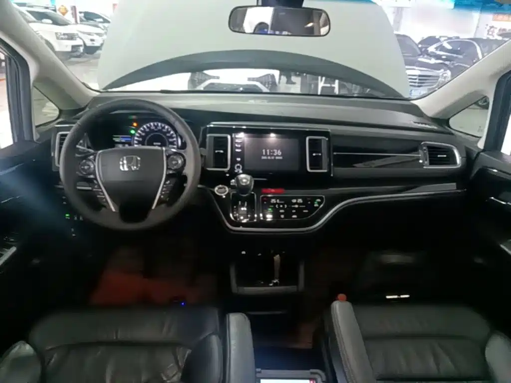 Honda Elysion 2019 2.0L Luxury