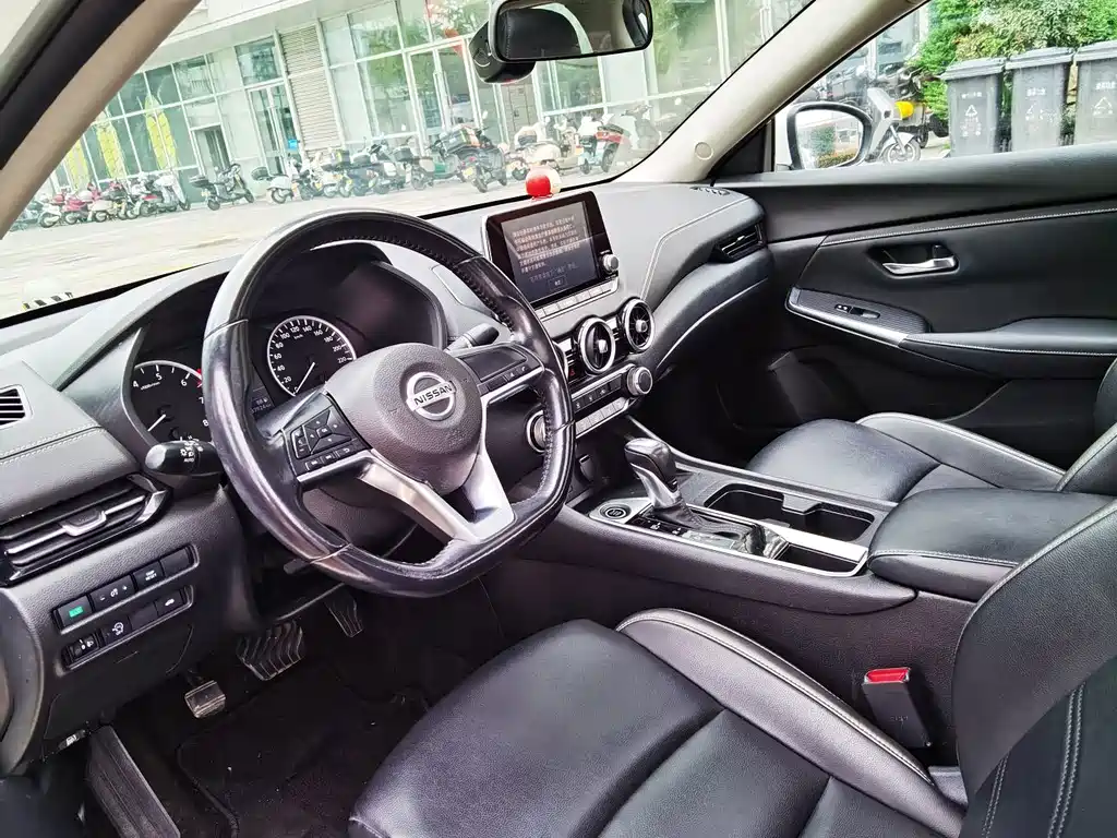 Nissan Sylphy — миниатюра 9