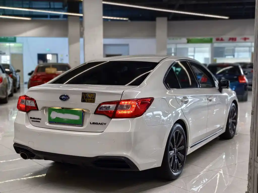 Subaru Legacy — миниатюра 5
