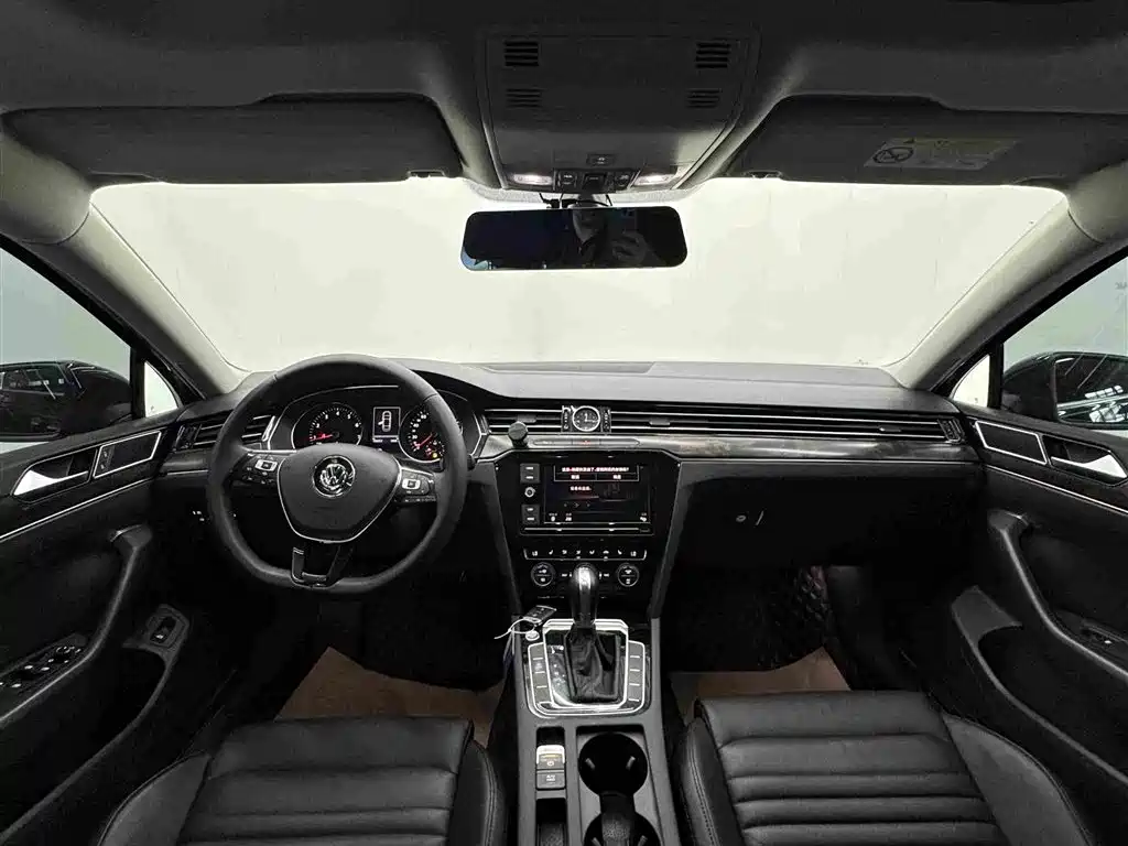 Volkswagen Magotan — миниатюра 4