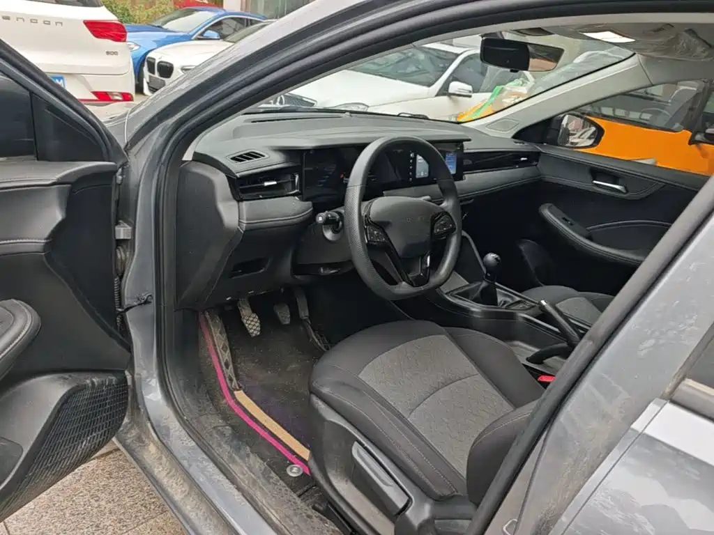 Roewe i5 — миниатюра 16
