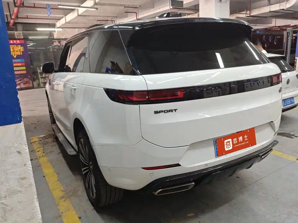 Land Rover Range Rover Sport 2023 400PS Dynamic SE
