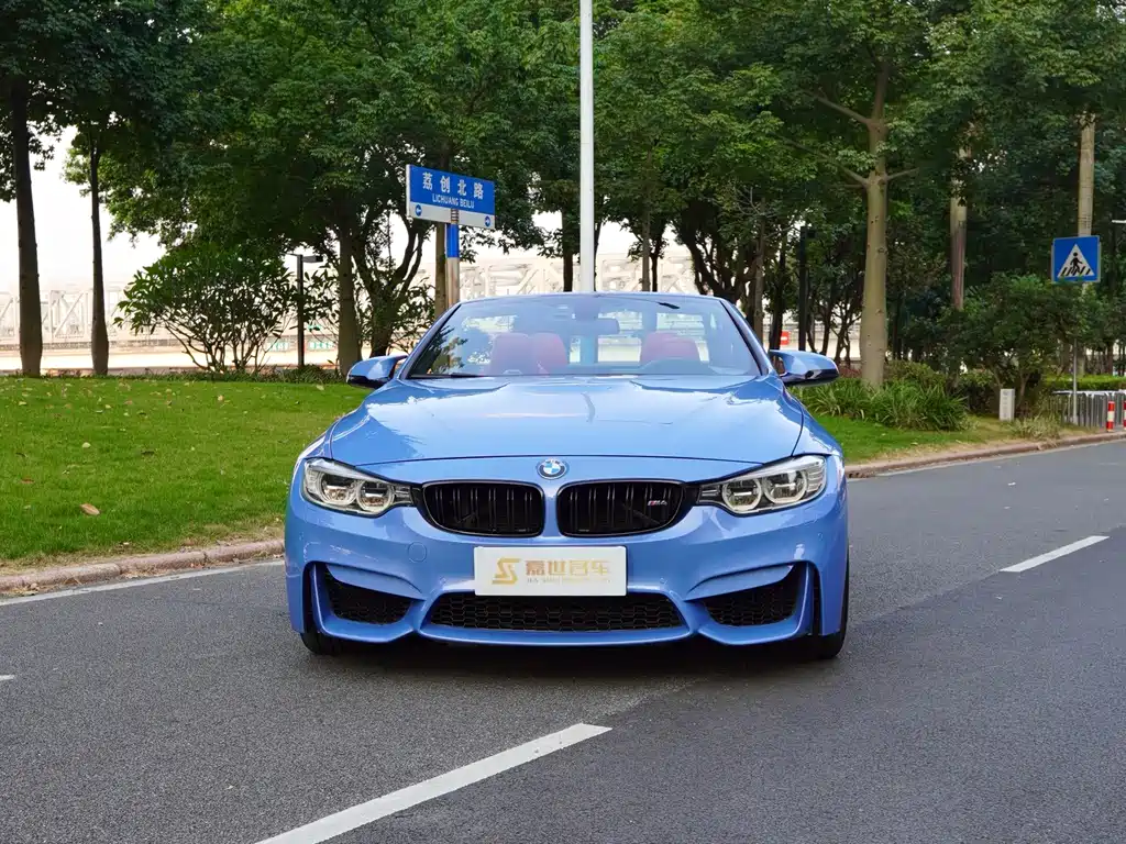 BMW M4 — миниатюра 2