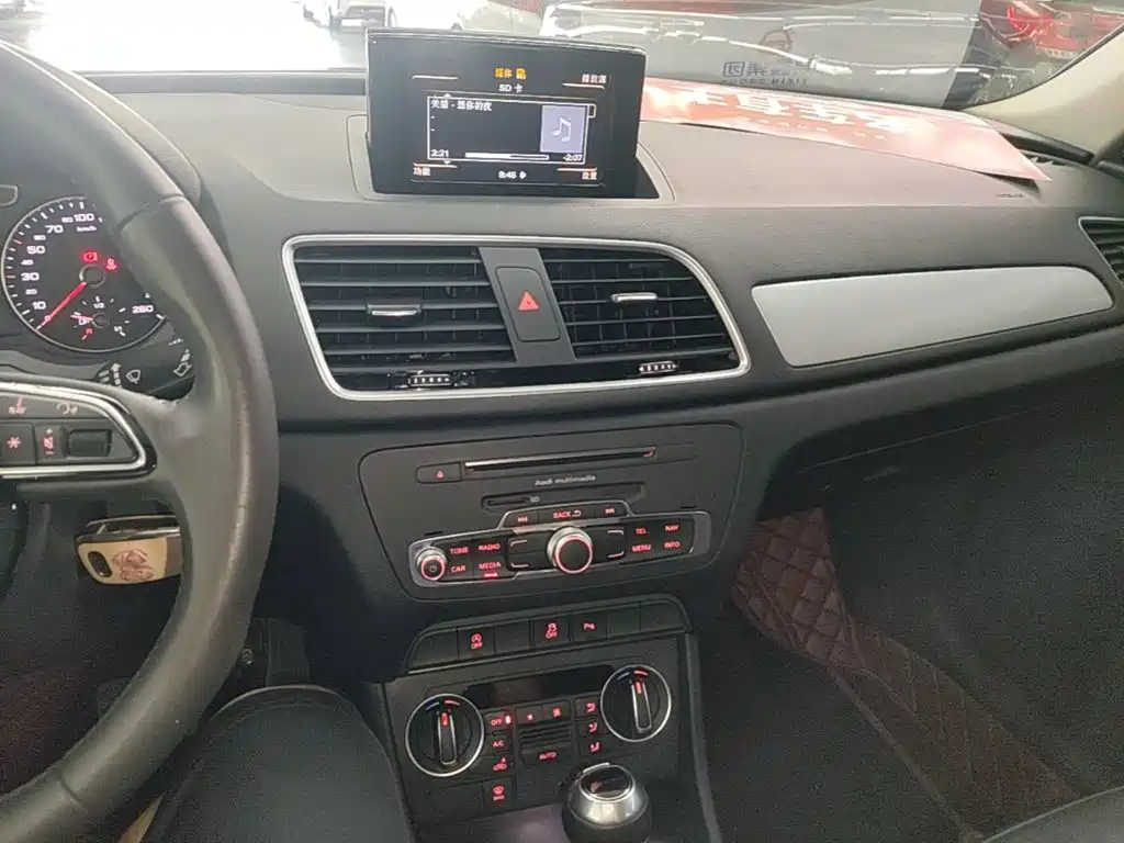 Audi Q3 — миниатюра 13