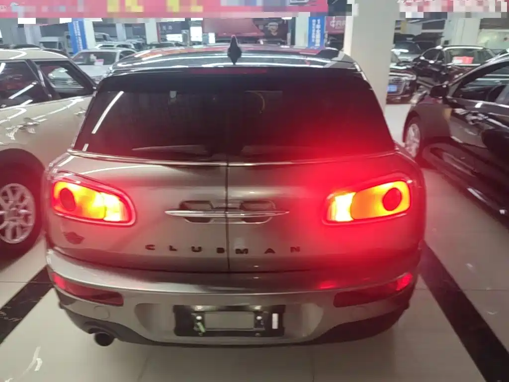 MINI Mini Clubman — миниатюра 6