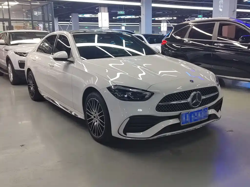 Mercedes-Benz C-Class — миниатюра 3
