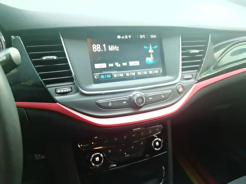 Buick Verano — миниатюра 18