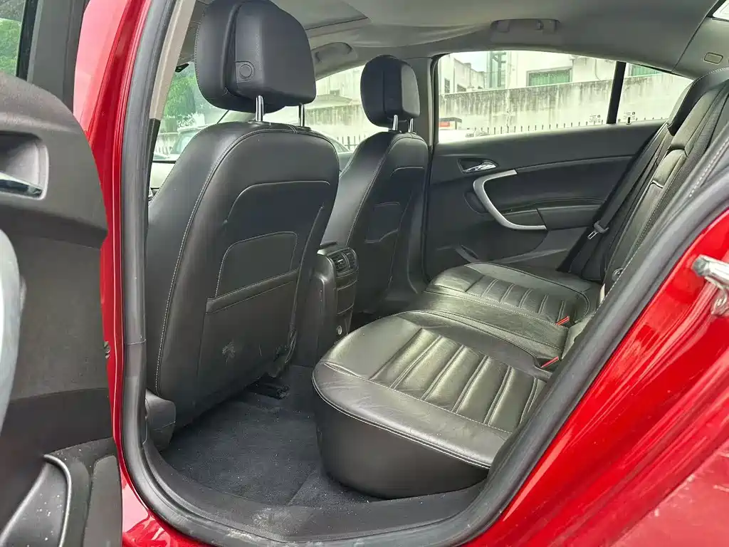 Buick Regal — миниатюра 9